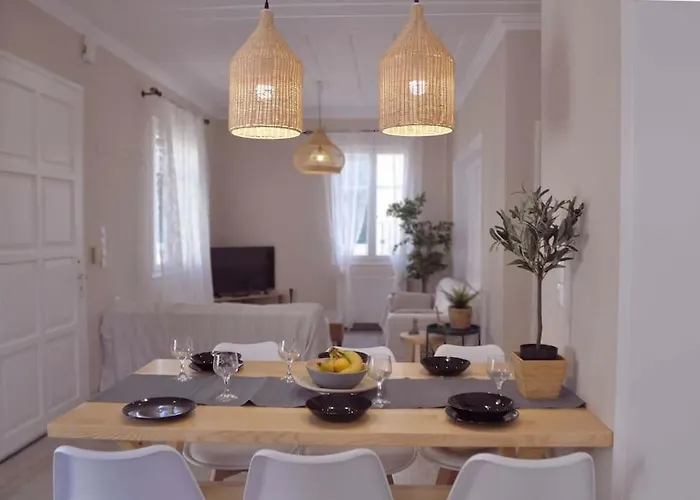 Naiada - 3 Bedrooms In Center Apartament Lefkáda